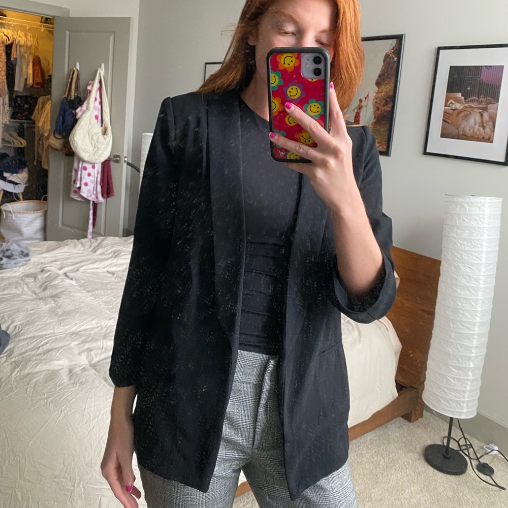 BLACK BLAZER
